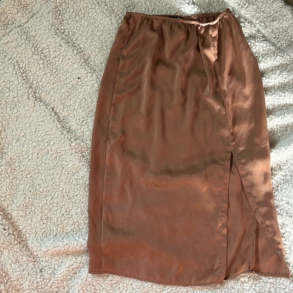 Silhouette skirt